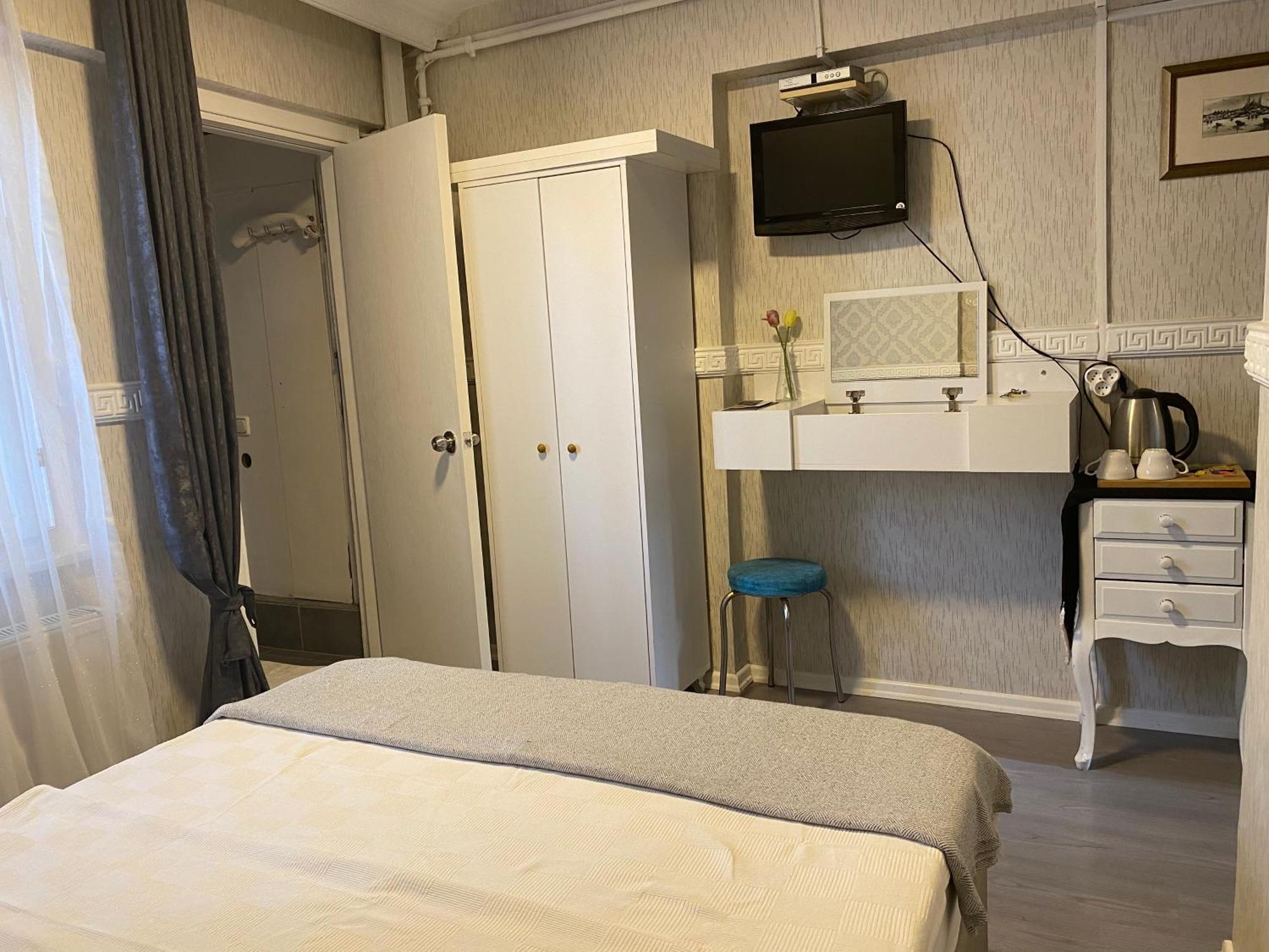 Antik Sofia Hotel Истанбул Екстериор снимка