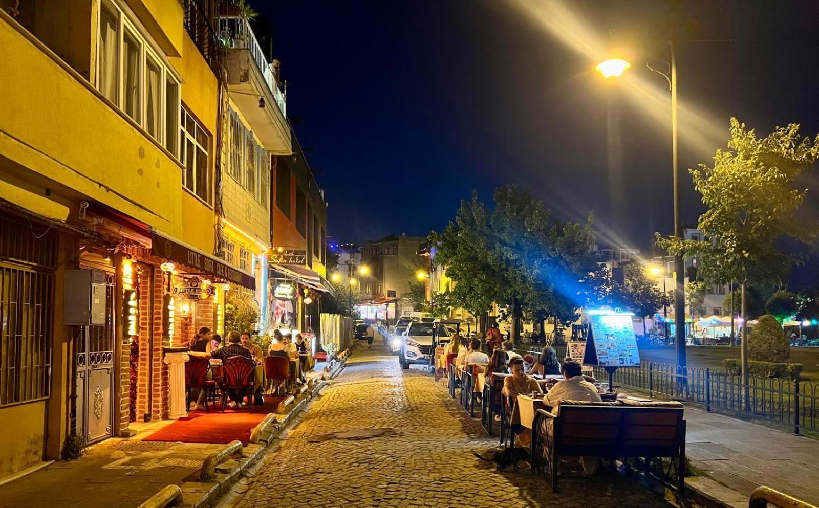 Antik Sofia Hotel Истанбул Екстериор снимка