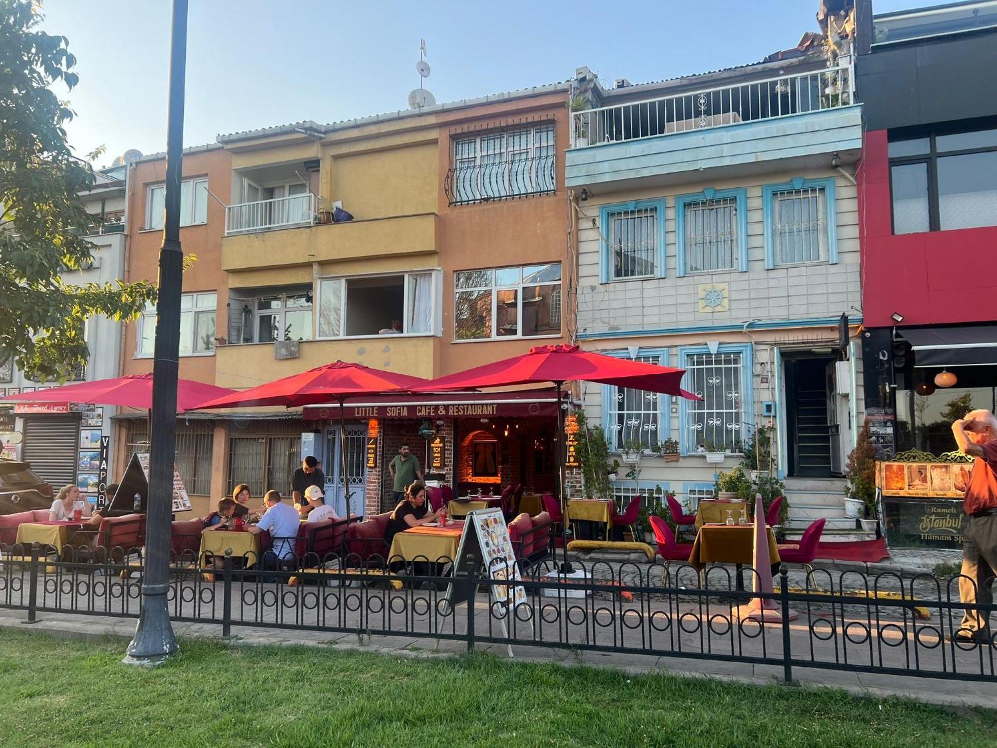Antik Sofia Hotel Истанбул Екстериор снимка